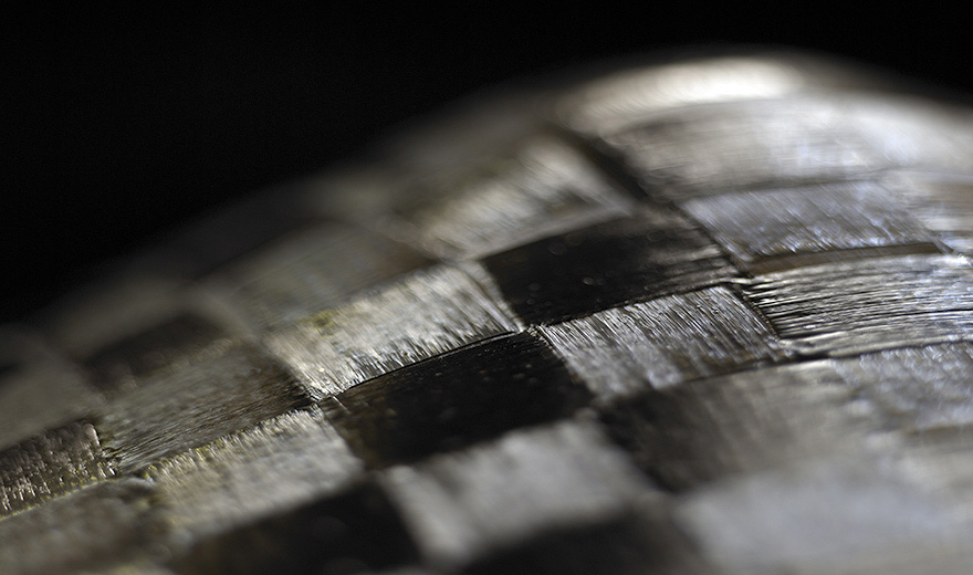 Detail Macro-Aufnahme einer Magico Tieftöner Chassis Membran aus Graphen-Fasern (Nanographene)